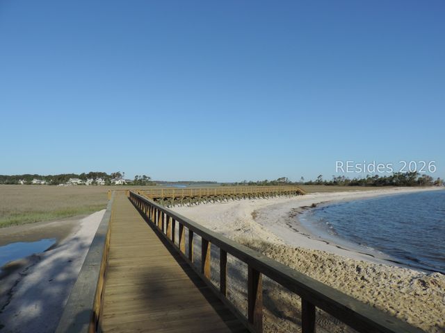 3 Deerfield Rd, Hilton Head Island, SC 29926
