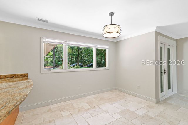 3 Deerfield Rd, Hilton Head Island, SC 29926