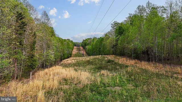 10201 SHAWNEE LN, Spotsylvania, VA 22553