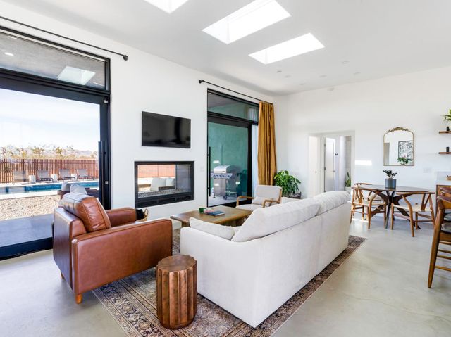 59130 Reche Road, Landers, CA 92285