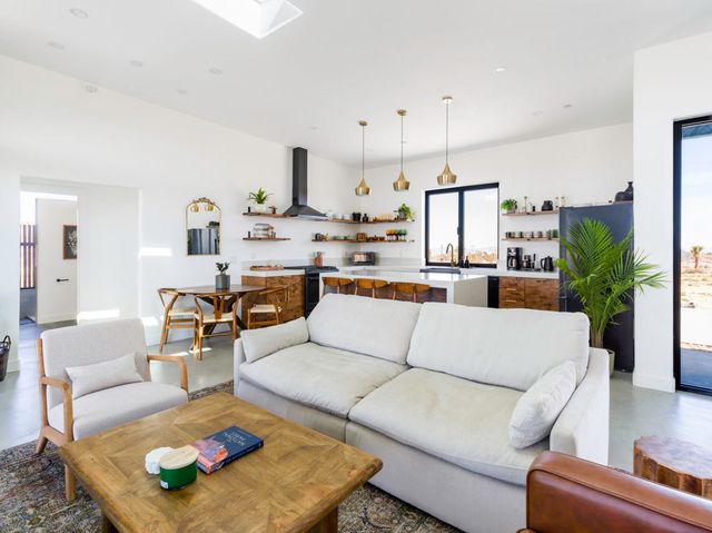 59130 Reche Road, Landers, CA 92285