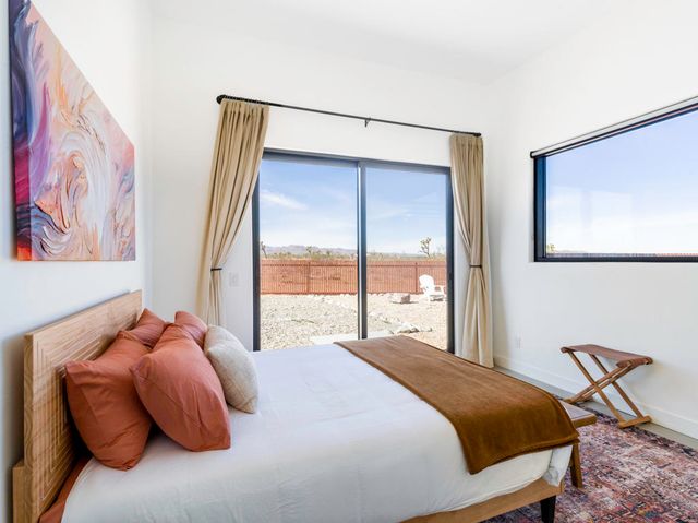 59130 Reche Road, Landers, CA 92285