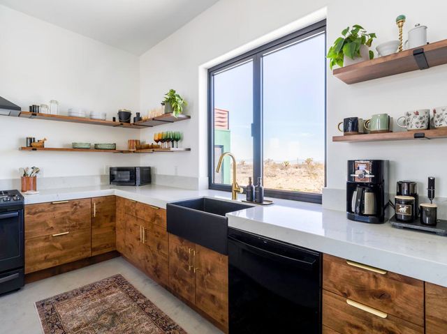 59130 Reche Road, Landers, CA 92285