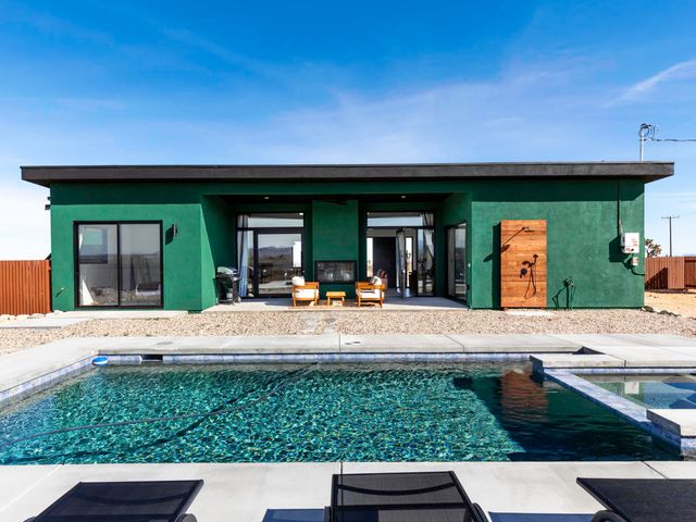 59130 Reche Road, Landers, CA 92285