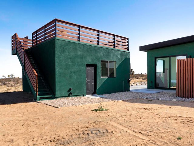 59130 Reche Road, Landers, CA 92285