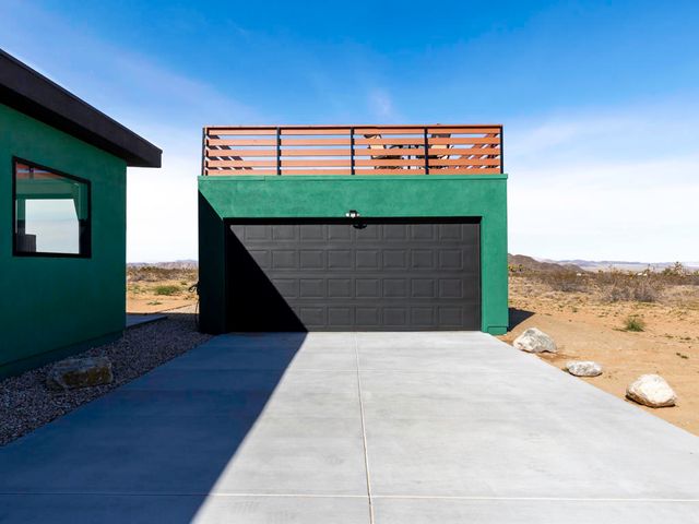 59130 Reche Road, Landers, CA 92285