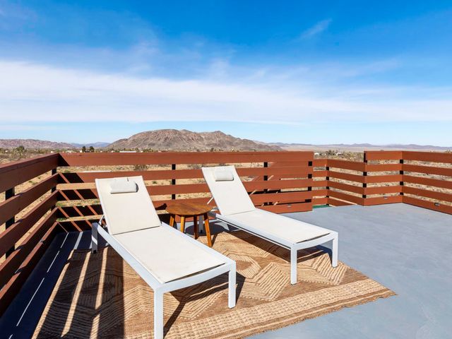 59130 Reche Road, Landers, CA 92285