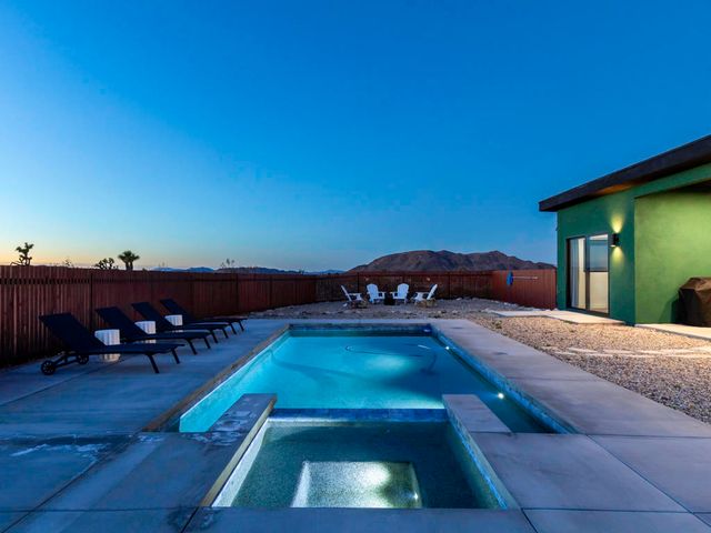 59130 Reche Road, Landers, CA 92285