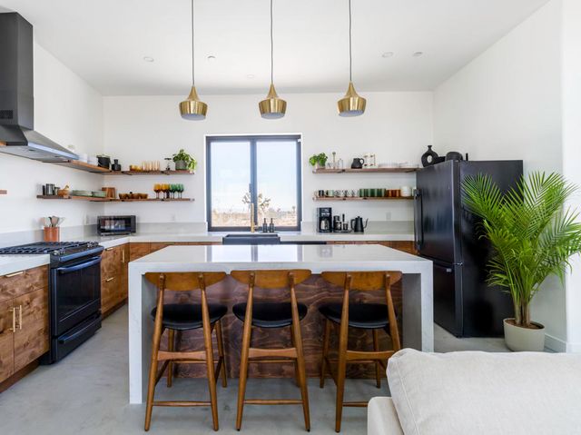 59130 Reche Road, Landers, CA 92285