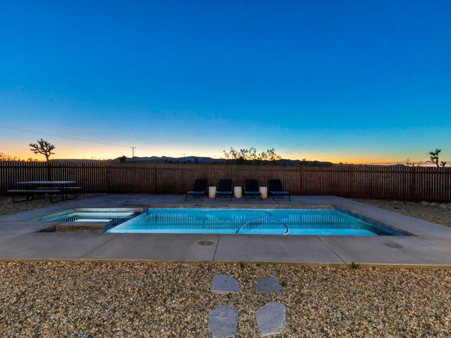 59130 Reche Road, Landers, CA 92285