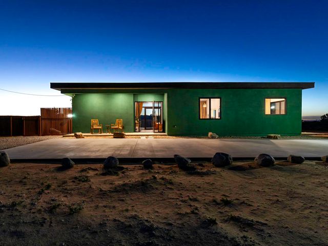 59130 Reche Road, Landers, CA 92285