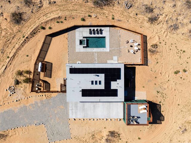 59130 Reche Road, Landers, CA 92285