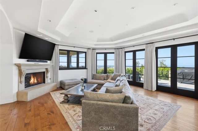 109 S Poinsettia Avenue, Manhattan Beach, CA 90266