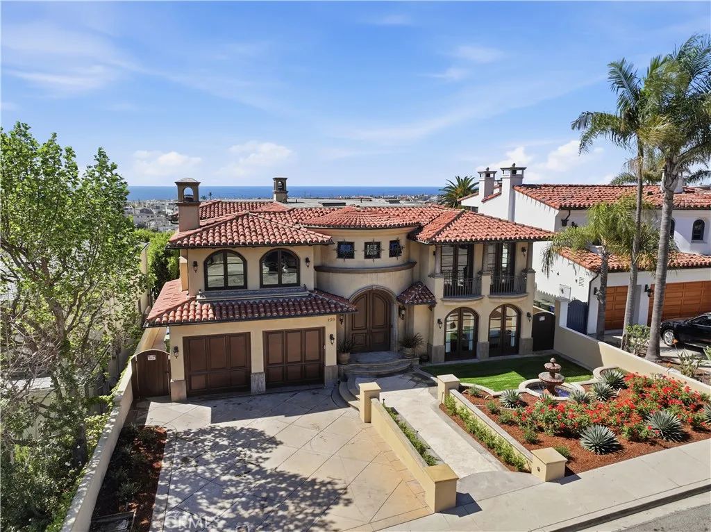 109 S Poinsettia Avenue, Manhattan Beach, CA 90266