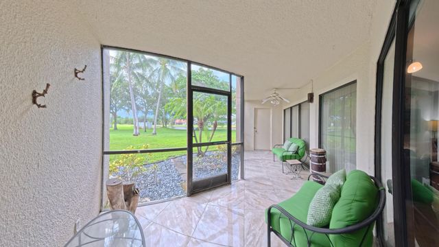 5650 Camino Del Sol 101, Boca Raton, FL 33433