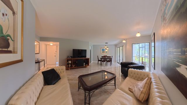 5650 Camino Del Sol 101, Boca Raton, FL 33433