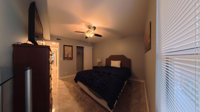 5650 Camino Del Sol 101, Boca Raton, FL 33433
