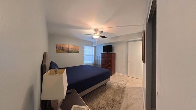 5650 Camino Del Sol 101, Boca Raton, FL 33433