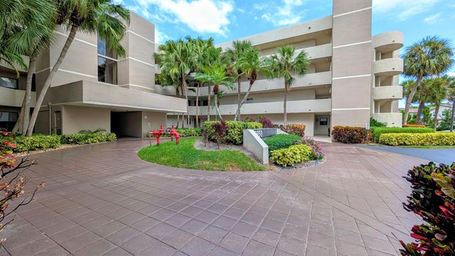 5650 Camino Del Sol 101, Boca Raton, FL 33433