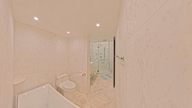 5650 Camino Del Sol 101, Boca Raton, FL 33433
