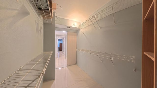 5650 Camino Del Sol 101, Boca Raton, FL 33433
