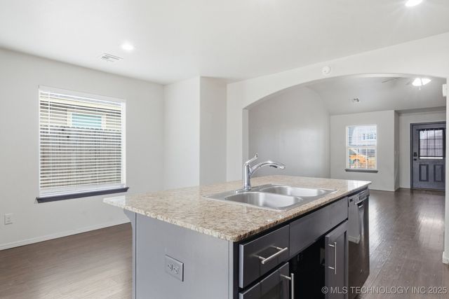 16029 S 88th East Avenue, Bixby, OK 74008