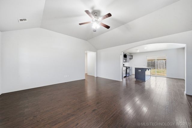 16029 S 88th East Avenue, Bixby, OK 74008