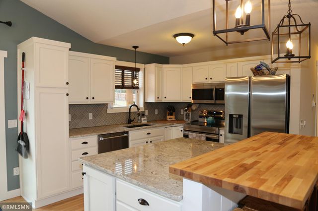 875 161st Street, Hammond, WI 54015