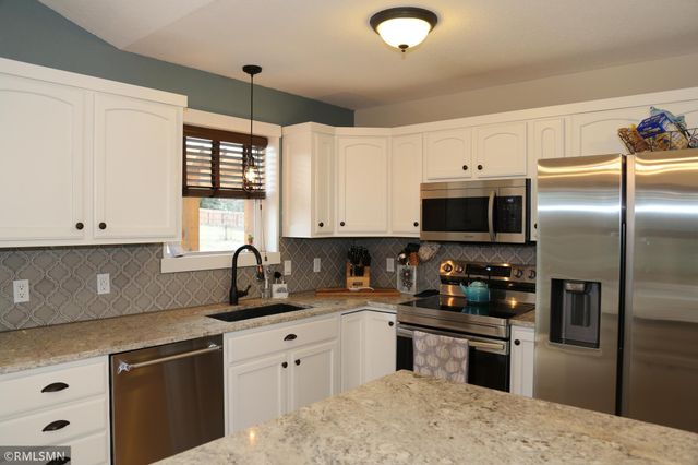 875 161st Street, Hammond, WI 54015