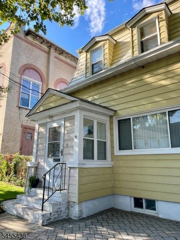 91 Clinton St, Rahway City, NJ 07065
