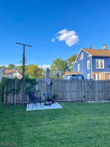 91 Clinton St, Rahway City, NJ 07065