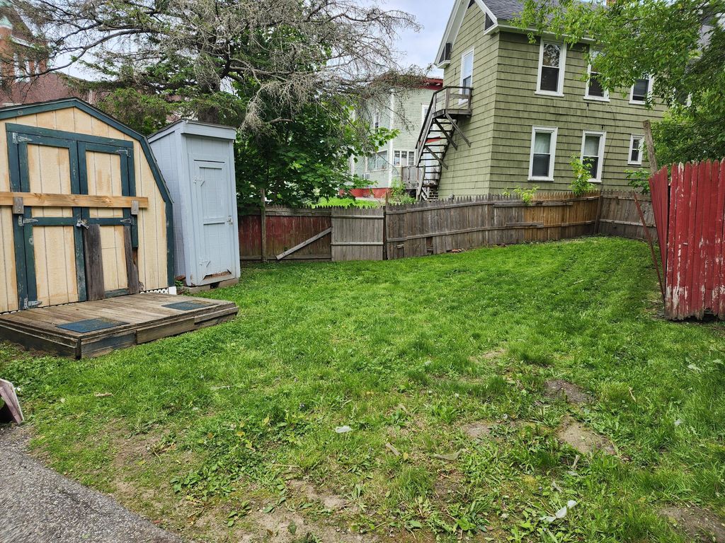 89 Oak Street, Lewiston, ME 04240 — photo 4