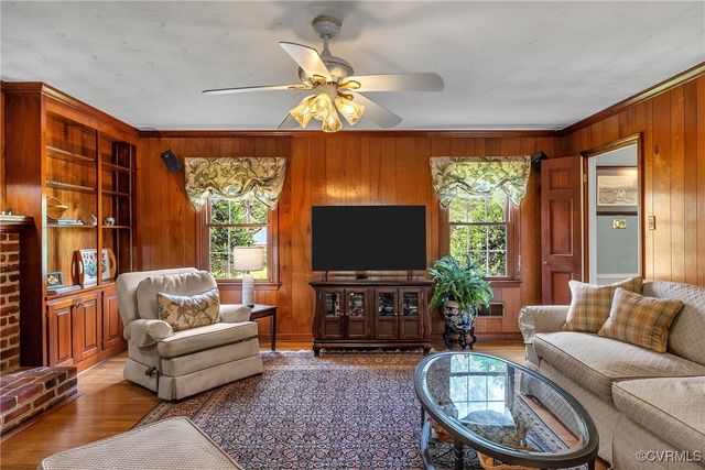 1625 Westcastle Dr, Henrico, VA 23238