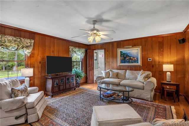 1625 Westcastle Dr, Henrico, VA 23238