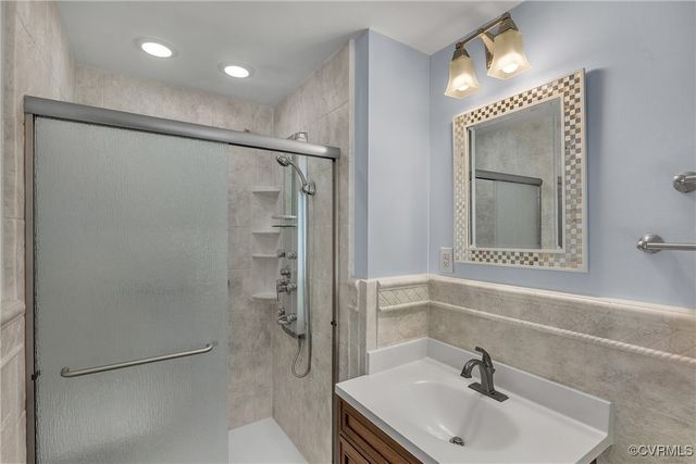 1625 Westcastle Dr, Henrico, VA 23238