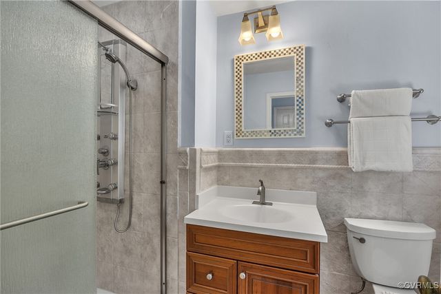1625 Westcastle Dr, Henrico, VA 23238