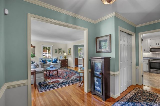 1625 Westcastle Dr, Henrico, VA 23238