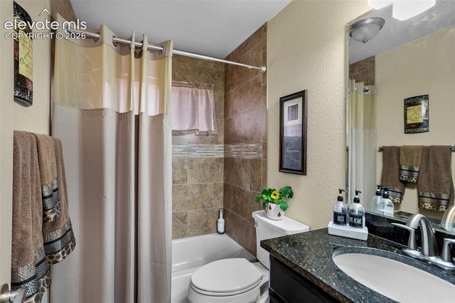 2236 Creek Valley Circle, Monument, CO 80132