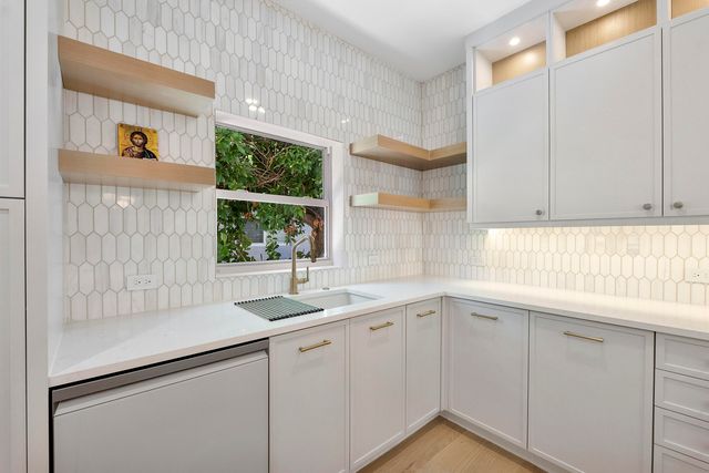 303 SW 14TH Place, Boca Raton, FL 33432