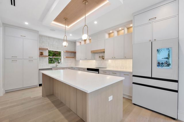 303 SW 14TH Place, Boca Raton, FL 33432