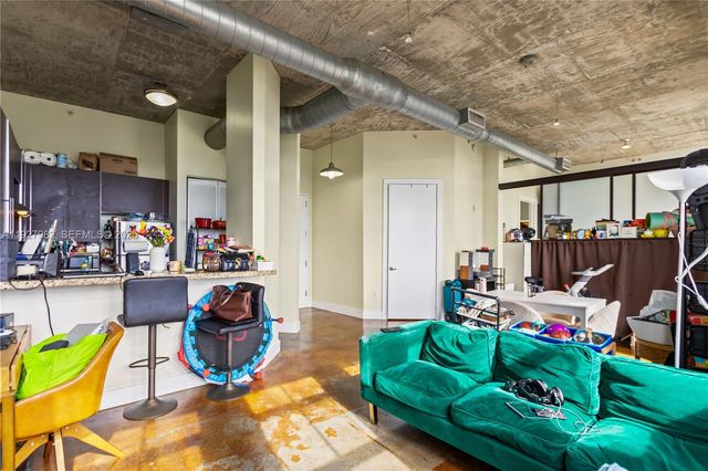 1789 NE Miami Gardens Dr W403, Miami, FL 33179