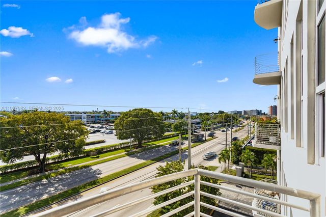 1789 NE Miami Gardens Dr W403, Miami, FL 33179