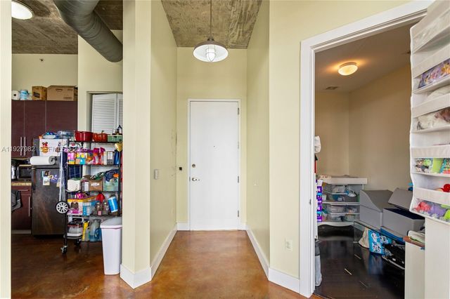 1789 NE Miami Gardens Dr W403, Miami, FL 33179