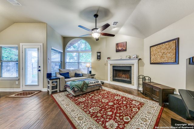1130 Bluff Forest, San Antonio, TX 78248