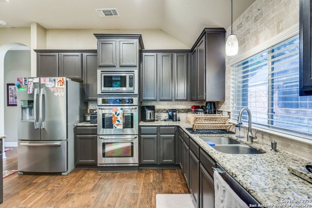 1130 Bluff Forest, San Antonio, TX 78248