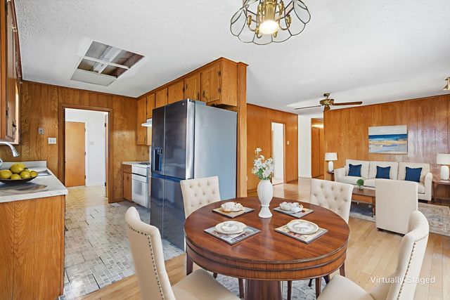 8701 Midway Drive, Woodway, TX 76712