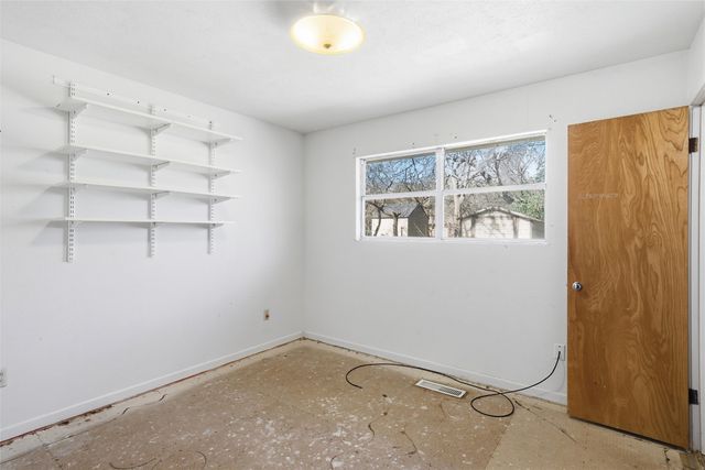 8701 Midway Drive, Woodway, TX 76712