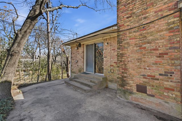 8701 Midway Drive, Woodway, TX 76712