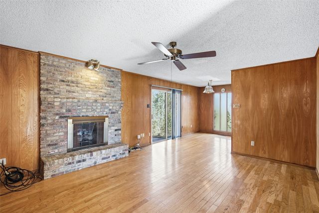 8701 Midway Drive, Woodway, TX 76712