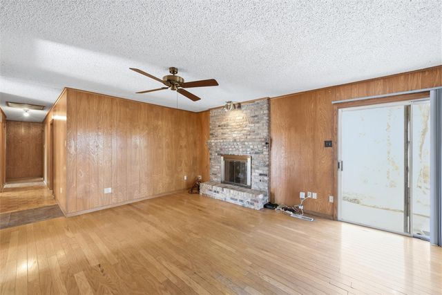 8701 Midway Drive, Woodway, TX 76712